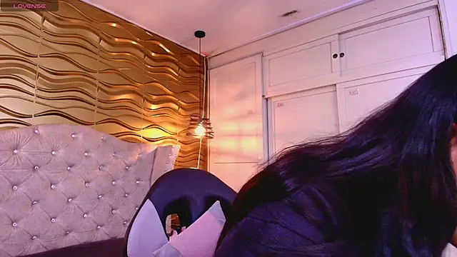 Snapshot of Andreita_Jones chatting on April 2026 11:58:01 AM Andreita Jones online show from April 2026 11:58:01 AM