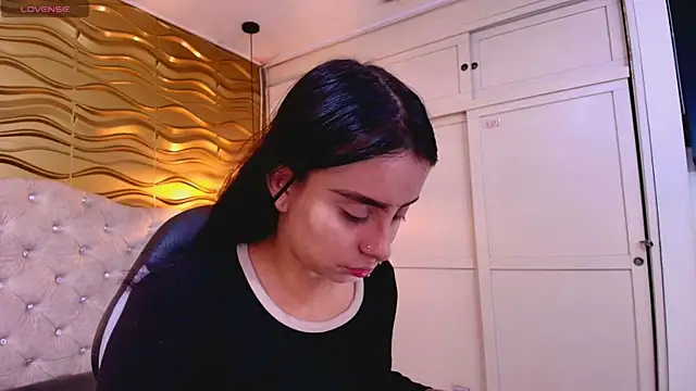 Snapshot of Andreita_Jones chatting on April 2026 11:42:01 AM Andreita Jones online show from April 2026 11:42:01 AM