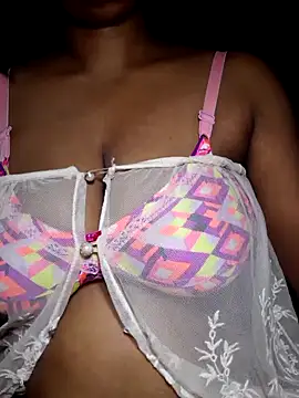 Snapshot of angelsilvia chatting on March 2025 08:21:01 PM angelsilvia online show from March 2025 08:21:01 PM