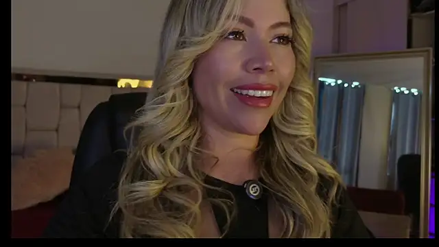 Ammy Castro online show from July 2026 10:22:01 PM