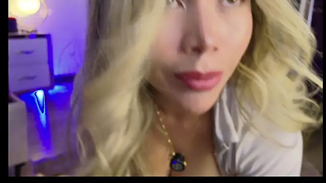 Ammy Castro online show from July 2026 01:58:33 AM