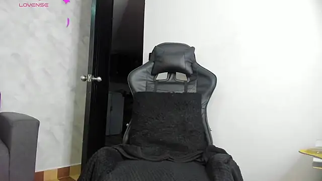 Snapshot of deyy_madissonn chatting on February 2026 09:55:01 PM deyy madissonn online show from February 2026 09:55:01 PM