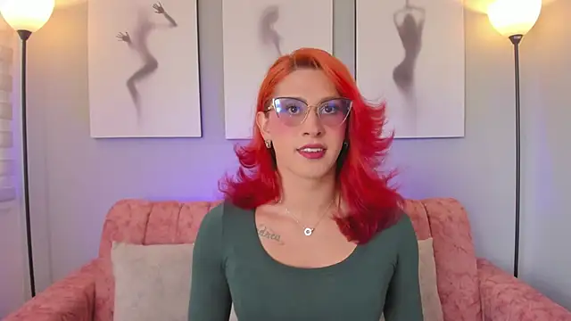 Juliana Saenzz online show from September 2025 01:23:01 PM