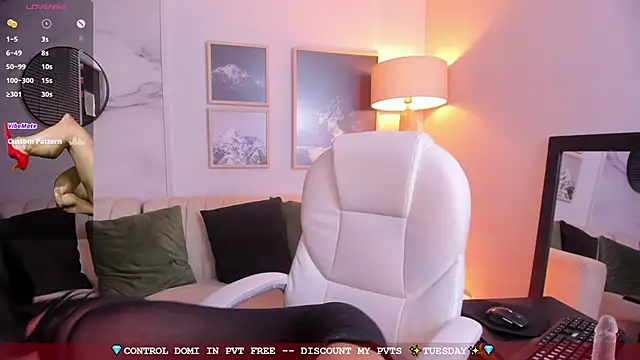 kira moon   online show from January 2025 08:25:01 PM