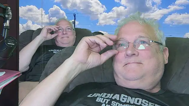 ButtCrackShowing-OOPS online show from May 2026 03:02:01 AM