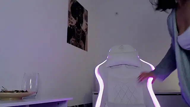 Simply the best online show from February 2025 08:26:02 PM