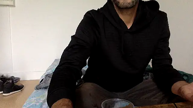 Snapshot of molozeb chatting on October 2025 08:34:02 AM molozeb online show from October 2025 08:34:02 AM