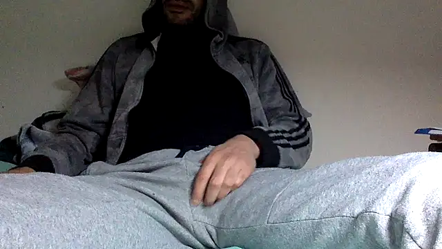 Snapshot of molozeb chatting on November 2025 08:35:02 PM molozeb online show from November 2025 08:35:02 PM