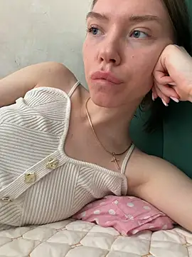 Lisaaa Alisa online show from June 2026 04:40:01 AM