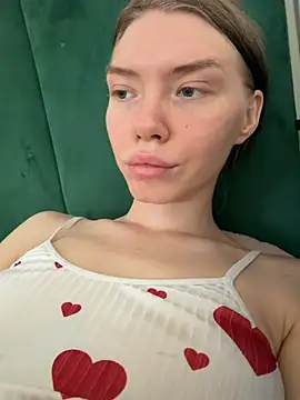 Lisaaa Alisa online show from June 2026 12:31:02 PM