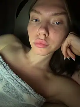 Lisaaa Alisa online show from June 2026 10:12:01 PM