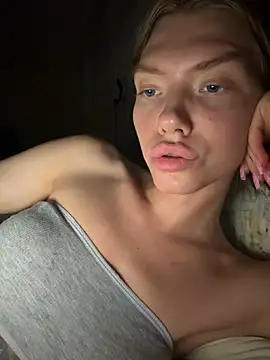 Lisaaa Alisa online show from July 2026 07:05:01 PM
