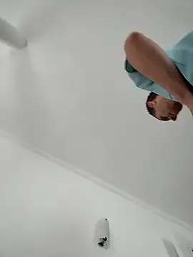 Snapshot of Blondinet92 chatting on December 2025 04:34:02 PM Blondinet92 online show from December 2025 04:34:02 PM