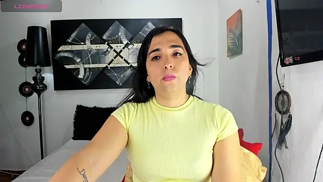 SARAMISHA online show from September 2025 09:37:01 PM