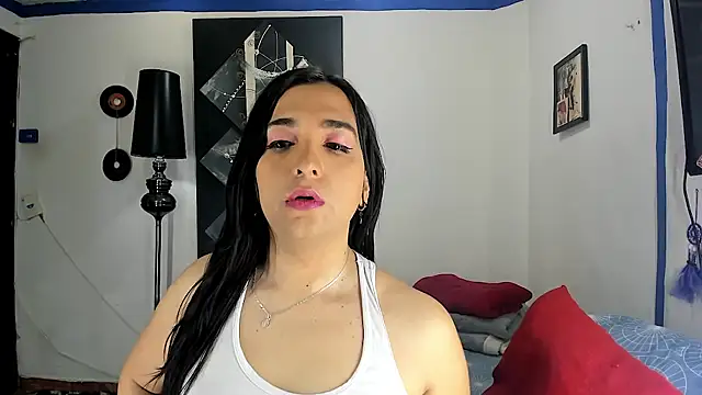 SARAMISHA online show from April 2026 05:30:01 PM
