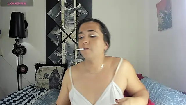 SARAMISHA online show from July 2026 10:19:02 PM