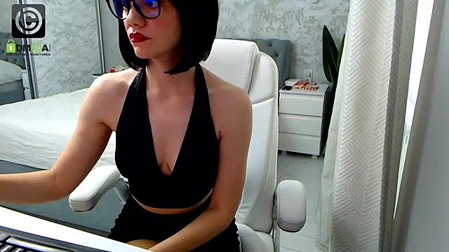 Ellysse  online show from July 2026 08:27:02 AM