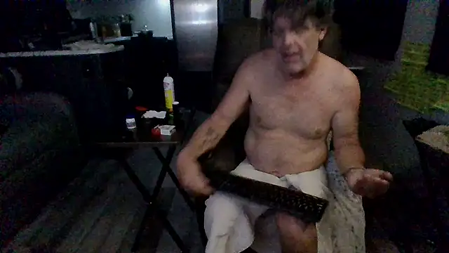 Snapshot of lateniter chatting on January 2026 12:31:01 PM lateniter online show from January 2026 12:31:01 PM