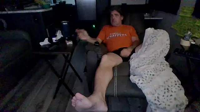 Snapshot of lateniter chatting on January 2026 06:48:02 AM lateniter online show from January 2026 06:48:02 AM