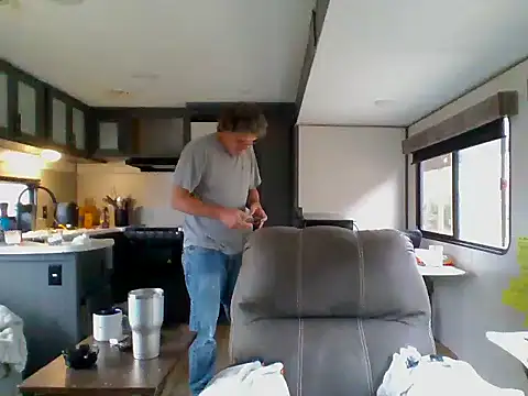 Snapshot of lateniter chatting on January 2026 02:19:01 PM lateniter online show from January 2026 02:19:01 PM