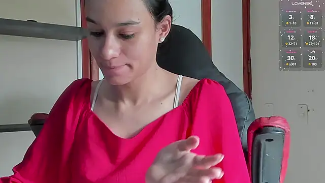 Snapshot of SamanthaWatson chatting on December 2024 01:50:01 PM SamanthaWatson online show from December 2024 01:50:01 PM