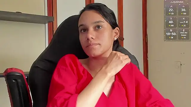 Snapshot of SamanthaWatson chatting on December 2024 04:51:02 PM SamanthaWatson online show from December 2024 04:51:02 PM