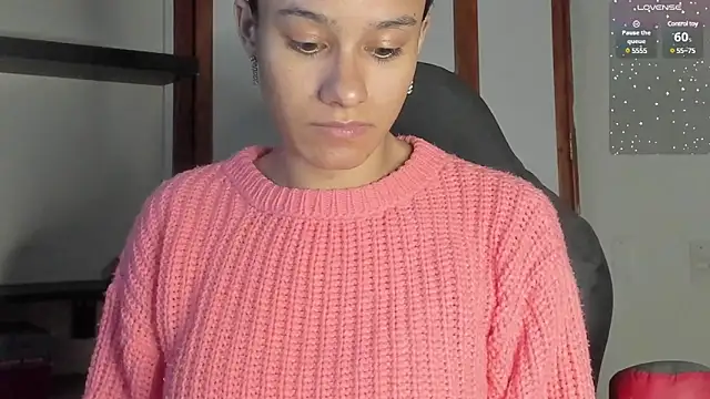 Snapshot of SamanthaWatson chatting on January 2025 12:31:01 AM SamanthaWatson online show from January 2025 12:31:01 AM