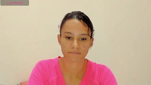 Snapshot of SamanthaWatson chatting on February 2025 02:53:01 AM SamanthaWatson online show from February 2025 02:53:01 AM