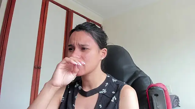 Snapshot of SamanthaWatson chatting on March 2025 02:23:01 PM SamanthaWatson online show from March 2025 02:23:01 PM