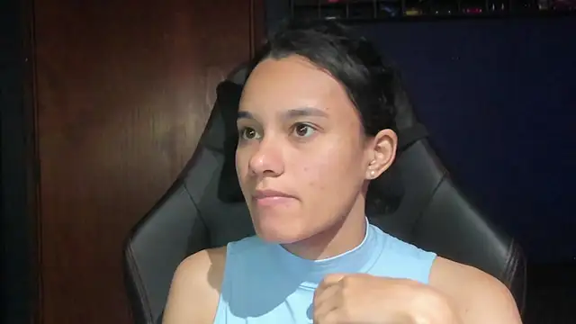 Snapshot of SamanthaWatson chatting on March 2025 12:08:01 AM SamanthaWatson online show from March 2025 12:08:01 AM