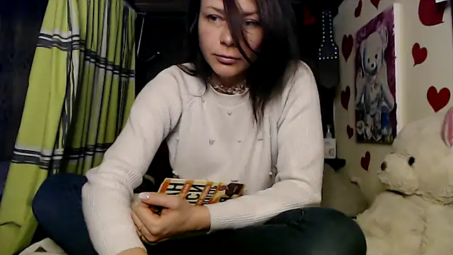 Snapshot of HarleyQuinn_69 chatting on February 2025 11:32:01 PM HarleyQuinn 69 online show from February 2025 11:32:01 PM