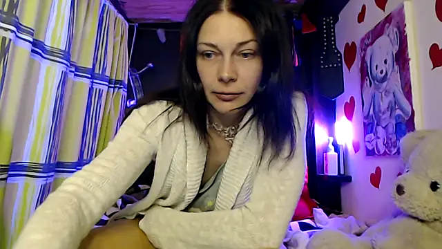 Snapshot of HarleyQuinn_69 chatting on March 2025 08:25:01 PM HarleyQuinn 69 online show from March 2025 08:25:01 PM