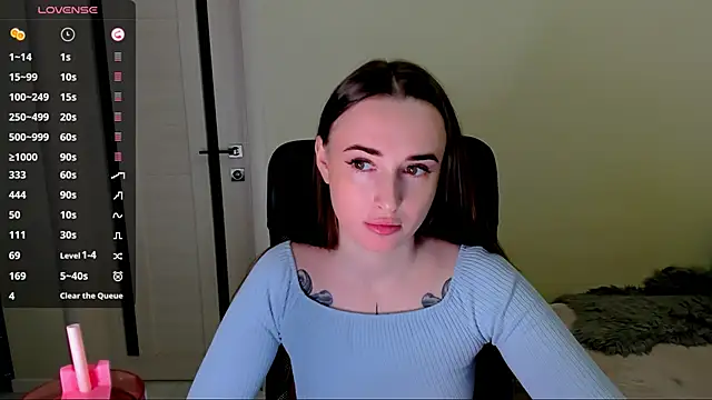 Snapshot of Kimmberr chatting on October 2025 03:31:02 AM Kimmberr online show from October 2025 03:31:02 AM