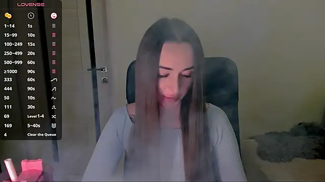 Snapshot of Kimmberr chatting on October 2025 03:53:02 AM Kimmberr online show from October 2025 03:53:02 AM