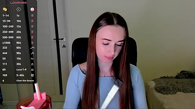 Snapshot of Kimmberr chatting on October 2025 03:40:01 AM Kimmberr online show from October 2025 03:40:01 AM