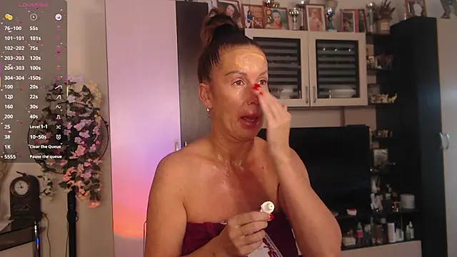 SheilaRyan online show from October 2025 05:08:02 AM