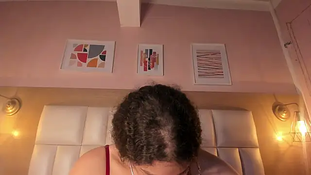 Dollar-girl online show from December 2024 05:54:02 PM