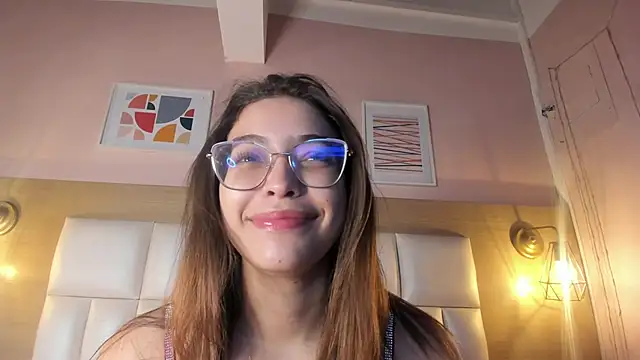 Dollar-girl online show from December 2024 12:25:02 PM