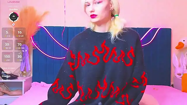 Angelina  1 online show from December 2024 08:53:01 PM