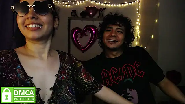 Snapshot of Mr_MrsCurie chatting on December 2024 11:31:02 PM Mr MrsCurie online show from December 2024 11:31:02 PM