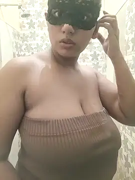 Snapshot of OneDisplay chatting on December 2024 02:11:01 PM OneDisplay online show from December 2024 02:11:01 PM