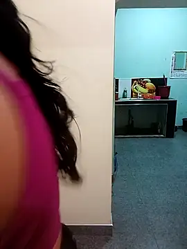 Snapshot of OneDisplay chatting on December 2024 05:15:02 PM OneDisplay online show from December 2024 05:15:02 PM