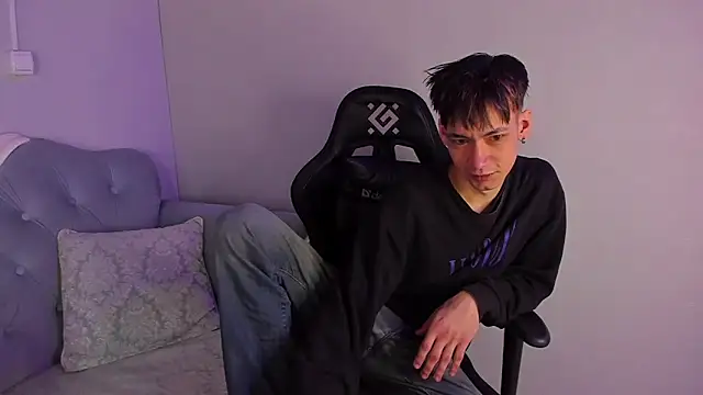 CalvinOwens online show from January 2025 03:30:02 AM