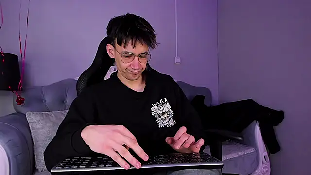 CalvinOwens online show from February 2025 01:01:01 PM