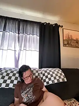 Snapshot of SidneyRaee chatting on January 2025 07:13:02 PM SidneyRaee online show from January 2025 07:13:02 PM