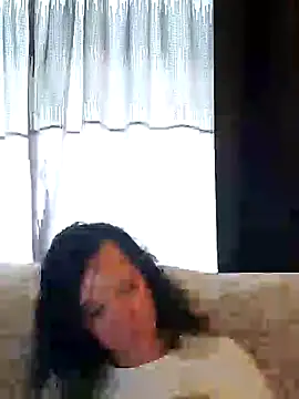 Snapshot of SidneyRaee chatting on January 2025 05:42:02 PM SidneyRaee online show from January 2025 05:42:02 PM