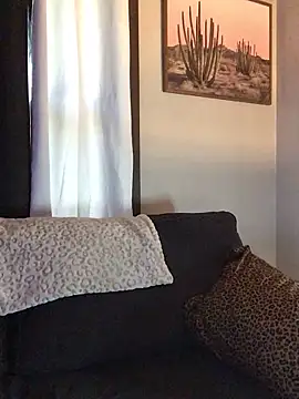 Snapshot of SidneyRaee chatting on September 2025 04:41:01 PM SidneyRaee online show from September 2025 04:41:01 PM