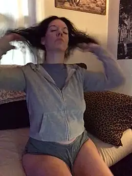 Snapshot of SidneyRaee chatting on October 2025 06:41:02 PM SidneyRaee online show from October 2025 06:41:02 PM