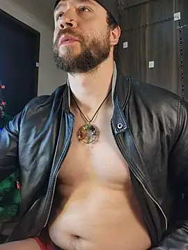 just maxii online show from December 2025 11:55:02 PM