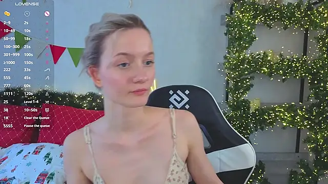 Snapshot of IdaValenti chatting on February 2026 03:15:01 AM IdaValenti online show from February 2026 03:15:01 AM